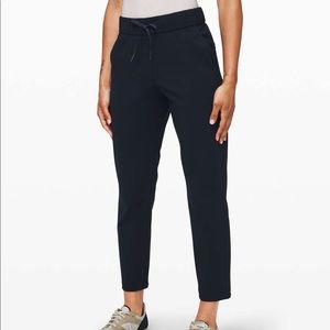 Lululemon On The Fly 7/8 Pant (Navy)
